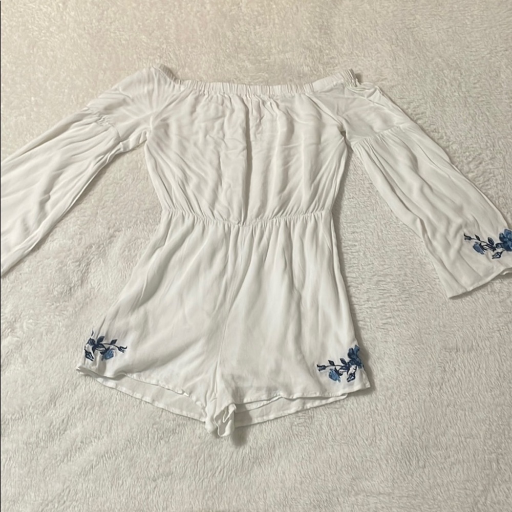 Lottie Moss shirt